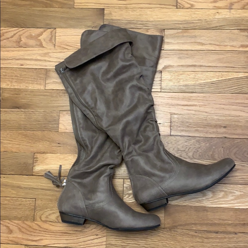 Fergulicious comfy boots